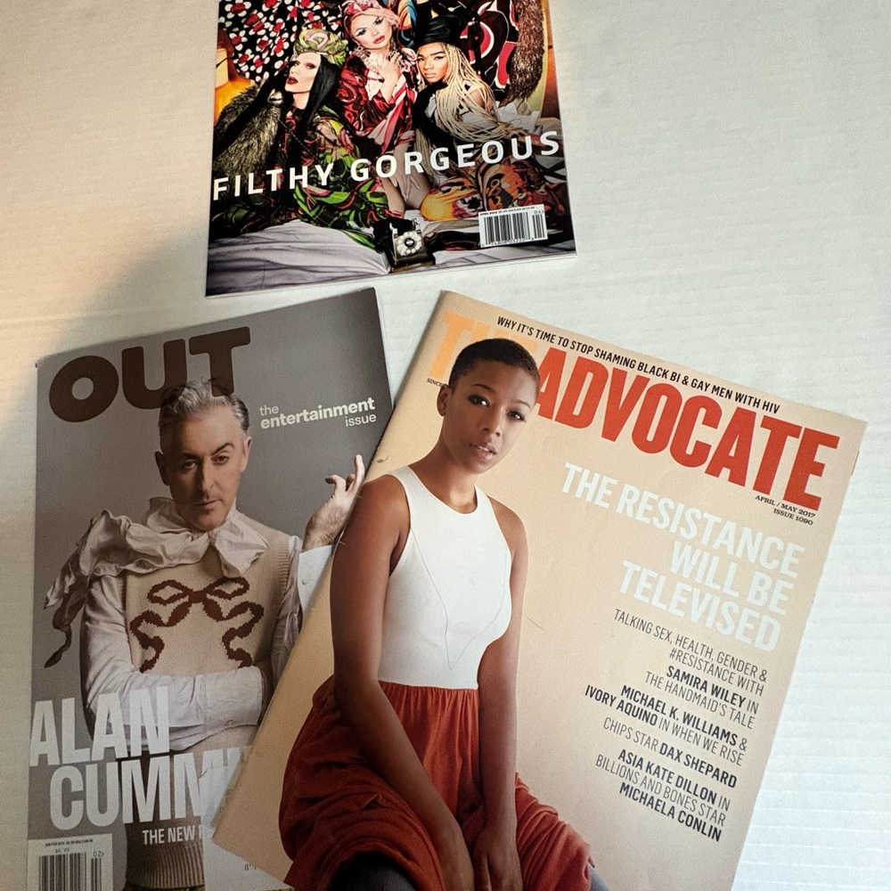 Out Magazine Set -